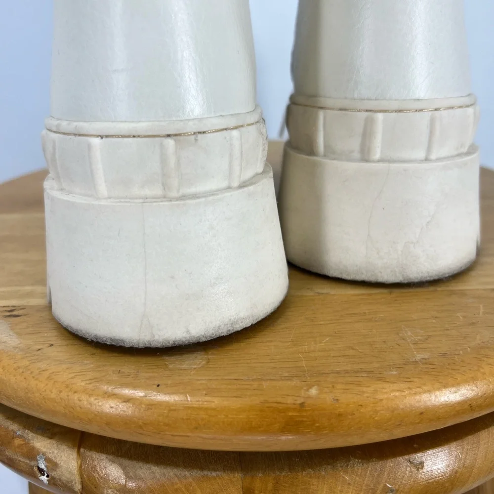Vince Camuto  leather lug sole platform, cream winter white booties size…10/40